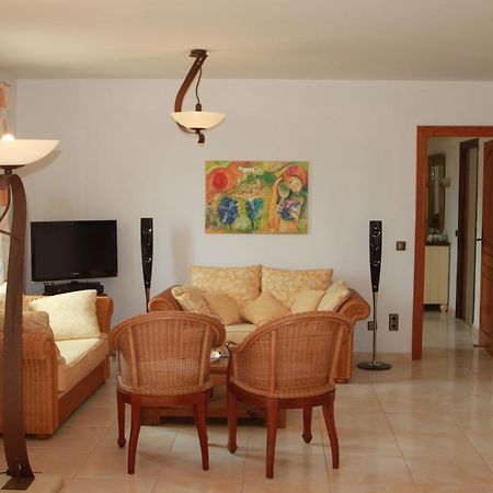 Chrisuli - Well Furnished Villa With Panoramic Views In מוריירה חדר תמונה