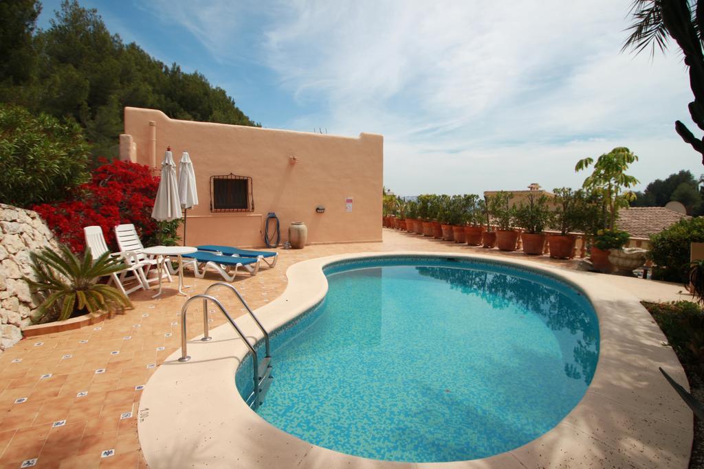 Chrisuli - Well Furnished Villa With Panoramic Views In מוריירה חדר תמונה