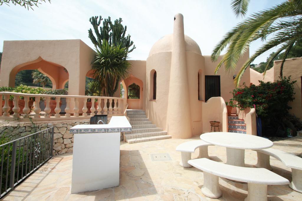 Chrisuli - Well Furnished Villa With Panoramic Views In מוריירה חדר תמונה